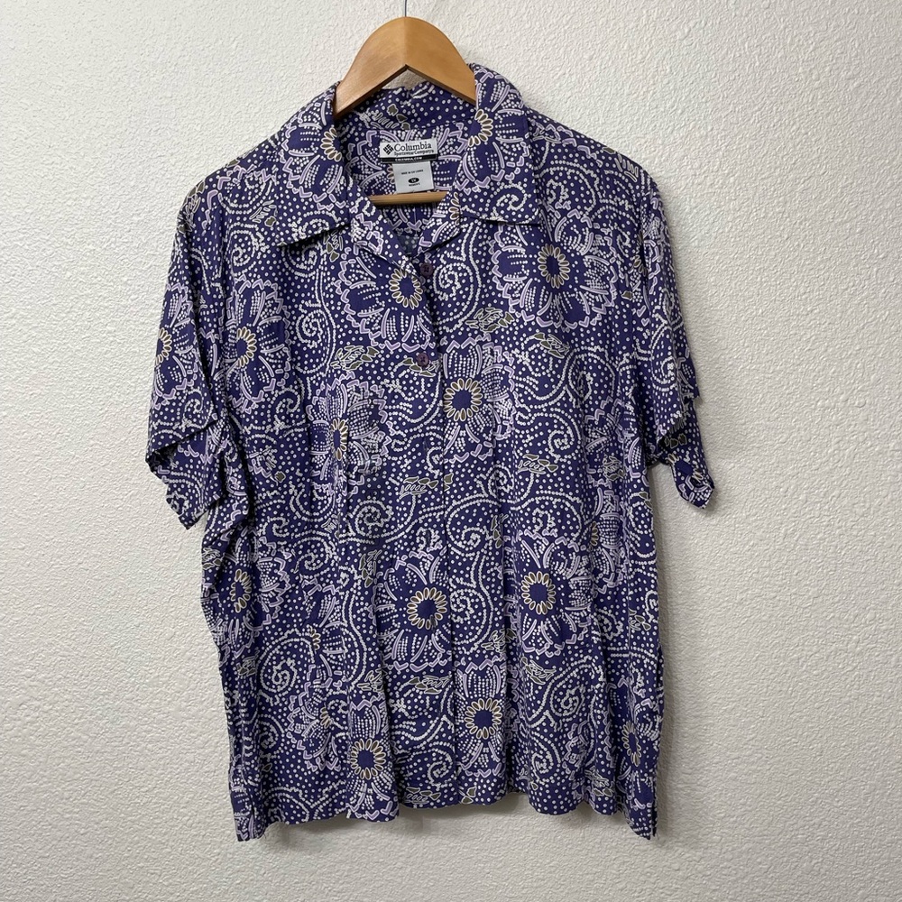 NWT Columbia Purple and White Paisley Floral Batik Casual Button Down Shirt